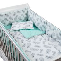 Set lenjerie 5 piese din bumbac Kidizi Mint Feathers, perna bebelus, plapumioara, aparatoare si cearceaf